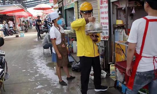“外卖拳王”入围劳伦斯 清苦中的坚守为哪般?