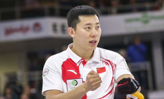 中国冰壶男队任重道远。