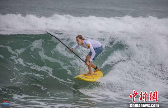 ISA世界桨板冲浪锦标赛海南开赛。 林檎 摄