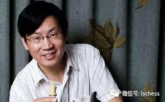 国家体育总局棋牌运动管理中心副主任、中国国象队总教练叶江川