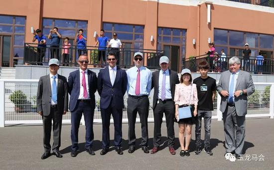 山西董事长_山西董事长新娘刘香平(3)