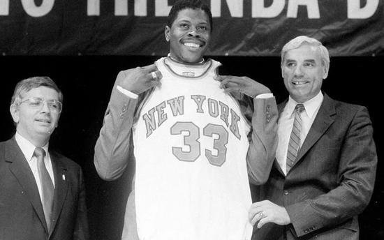 争抢锡安,詹姆斯可以试试手气