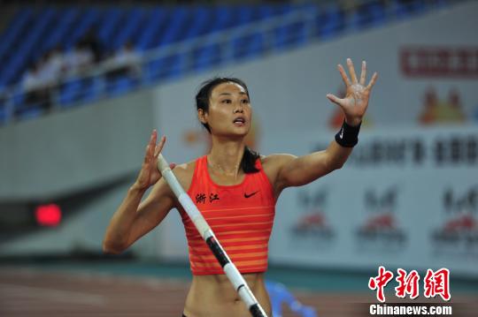李玲