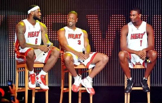 龍王Bosh再次有意復出,但他的身體還能繼續打球嗎?-黑特籃球-NBA新聞影音圖片分享社區