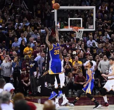 人物 | 統治攻防的死神！他現在已比詹姆斯更強？-黑特籃球-NBA新聞影音圖片分享社區