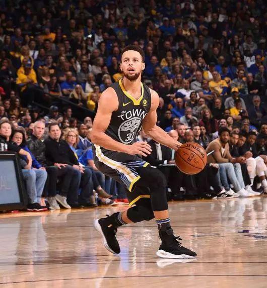傷愈歸來獻瘋狂表現!他用26分鐘詮釋何為領袖!-黑特籃球-NBA新聞影音圖片分享社區