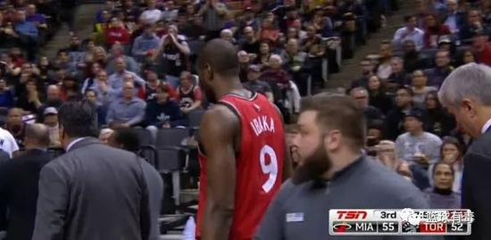 世界杯绝杀燃爆场面 Kmki-fyqnick2108101.jpg