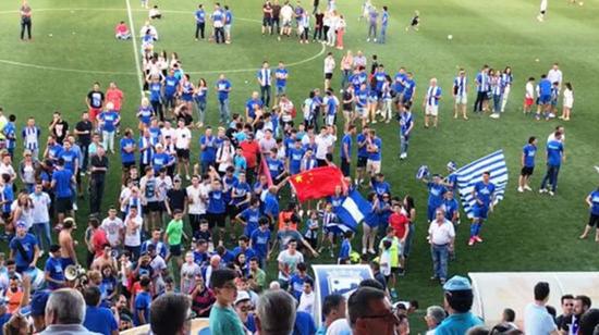 洛尔卡从西乙B晋级到西乙A的关键战役,球迷现