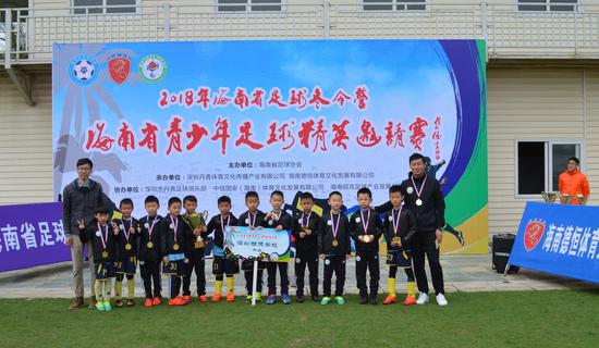 五人冠军:深圳明德学校