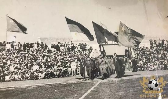 张大樵是何人:集球员教练裁判一身 曾被FIFA认