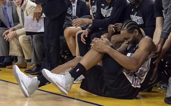 打擊!可愛再遭傷停 這個冬天NBA真的有毒!-黑特籃球-NBA新聞影音圖片分享社區