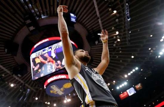 柯瑞或成三分屆詹皇 8年可雄踞4項歷史第一-黑特籃球-NBA新聞影音圖片分享社區
