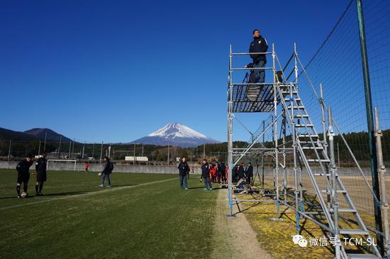 孙雷看中国青训:沈祥福难题 球员差的不仅基本
