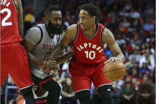 人物 | 中投王變三分狂!這隊史新高見證他蛻變!-黑特籃球-NBA新聞影音圖片分享社區