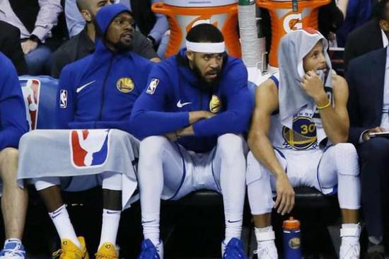 紙上談兵 | 一招變陣盤活衛冕冠軍!金州魔法再展神奇-黑特籃球-NBA新聞影音圖片分享社區