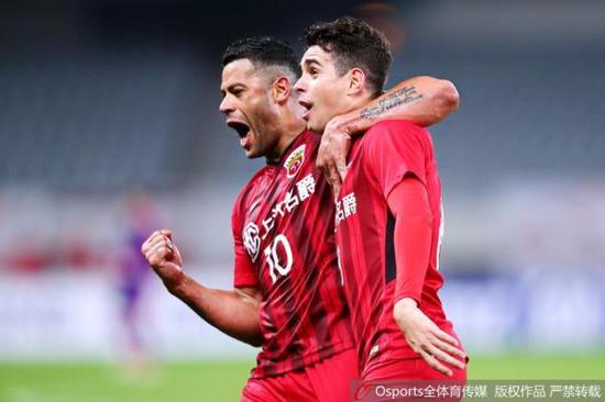 上海德比专注比赛 申花为亚冠进行轮换