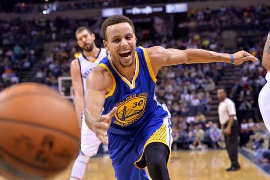 人物|库里的阿喀琉斯之踵!这致命伤让人揪心_