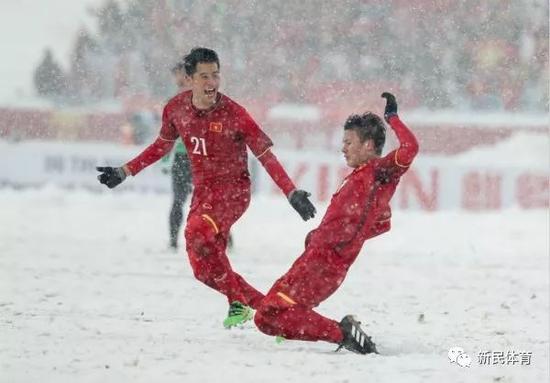 图说：越南U23男足表现出色 新华社图