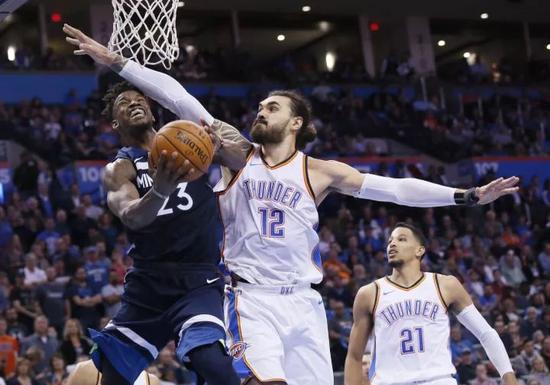 低調站在三巨頭身後！他是威少最愛的人！-黑特籃球-NBA新聞影音圖片分享社區