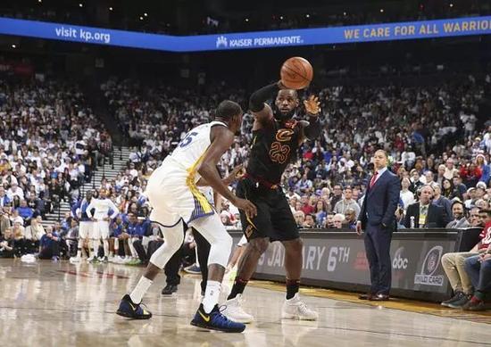 人物 | 統治攻防的死神！他現在已比詹姆斯更強？-黑特籃球-NBA新聞影音圖片分享社區