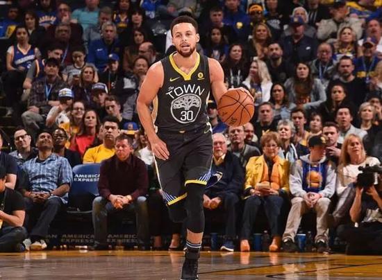 傷愈歸來獻瘋狂表現!他用26分鐘詮釋何為領袖!-黑特籃球-NBA新聞影音圖片分享社區