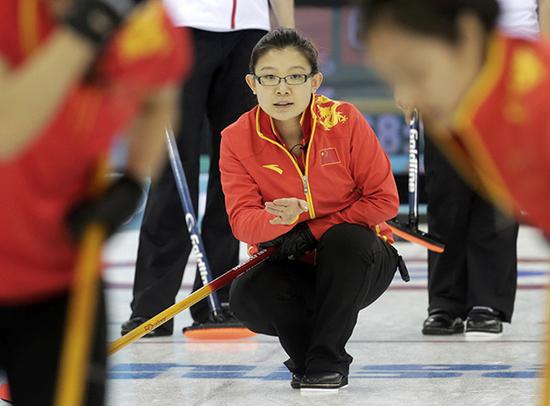 2014年2月13日，索契，2014索契冬奥会女子冰壶循环赛第5轮：中国Vs英国。