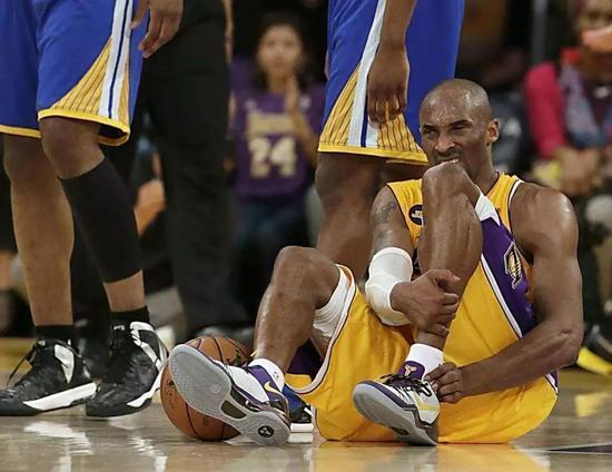 跟腱斷裂到60分封神!那是一個怎樣的Kobe-黑特籃球-NBA新聞影音圖片分享社區