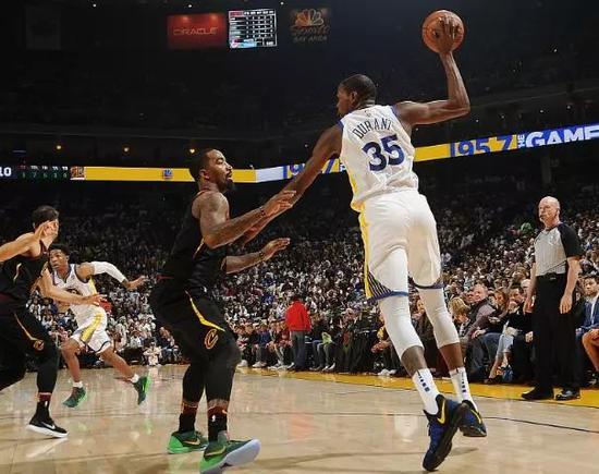 人物 | 統治攻防的死神！他現在已比詹姆斯更強？-黑特籃球-NBA新聞影音圖片分享社區