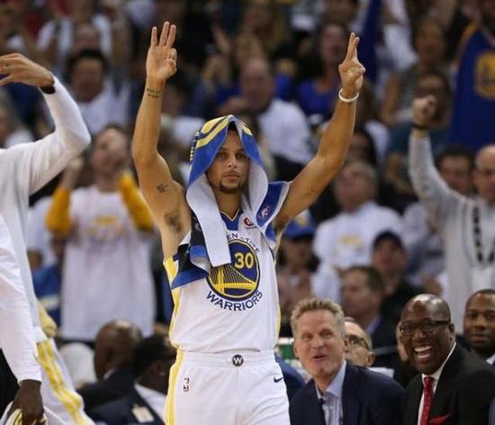 柯瑞或成三分屆詹皇 8年可雄踞4項歷史第一-黑特籃球-NBA新聞影音圖片分享社區