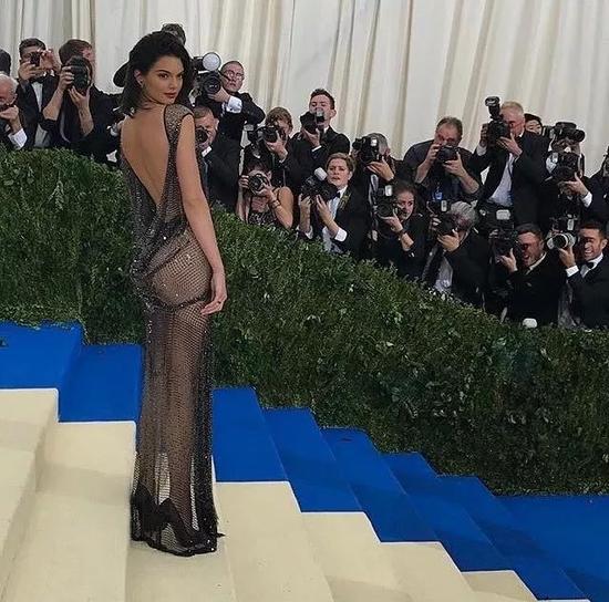 有毒!Kardashian家族的防守只會遲到 從不會缺席!-黑特籃球-NBA新聞影音圖片分享社區