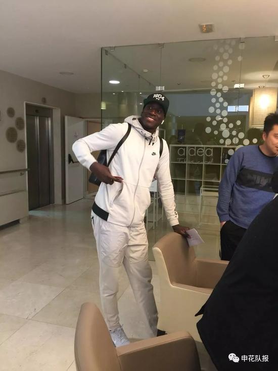 登巴巴：坚信能恢复到从前 要争夺中超最佳射手