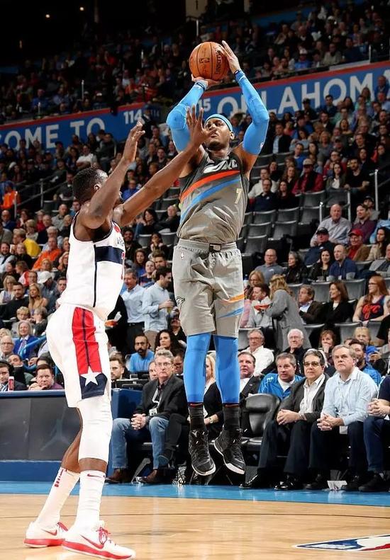 防守鐵閘受傷雷霆又要連敗？數據力證三巨頭已經接近合體完全！一人犧牲促使他們蛻變！-黑特籃球-NBA新聞影音圖片分享社區