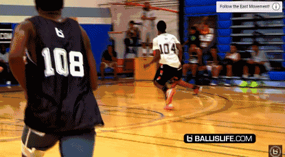 文武雙全!勁爆打法有Carter潛質 灌籃因跳太高頭撞籃板!-黑特籃球-NBA新聞影音圖片分享社區