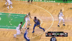 感慨萬千!大帝倒地拍打地板的那一瞬間,讓我想起了石佛-黑特籃球-NBA新聞影音圖片分享社區