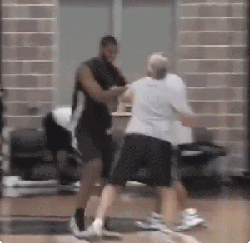 马刺波波维奇gdp动图_请珍惜眼前的詹姆斯(2)