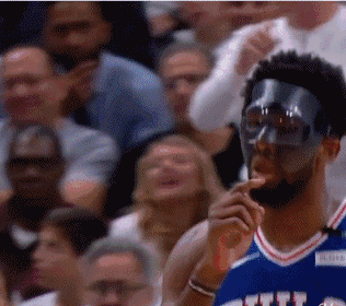 感慨萬千!大帝倒地拍打地板的那一瞬間,讓我想起了石佛-黑特籃球-NBA新聞影音圖片分享社區