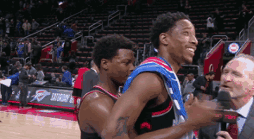 他們曾無數次被人嘲諷成垃圾!但這段關乎兄弟情義的故事溫暖人心,感動了無數球迷!-黑特籃球-NBA新聞影音圖片分享社區