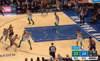 人物 | 穿越了?「戰神AI」拜佛晃飛杜蘭特!這一幕讓我淚流滿面!-黑特籃球-NBA新聞影音圖片分享社區