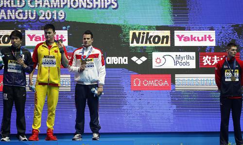 孙杨与霍顿们：本来无一事，只是有戏精