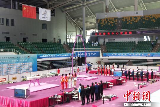 第二届全国青年运动会(简称“二青会”)体操比赛6日落幕。