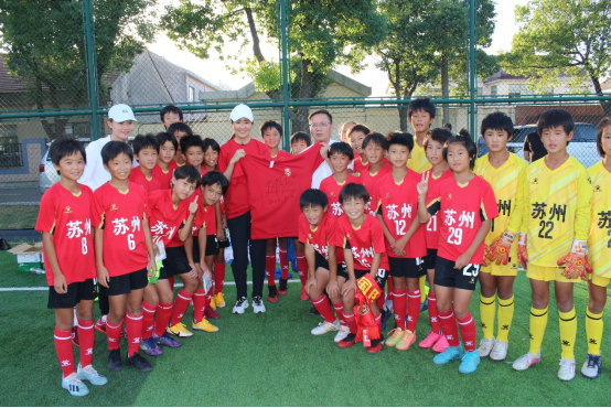 中青赛公益行浦玮走进苏州香山实验小学 中青赛公益行浦玮走进苏州香山实验小学