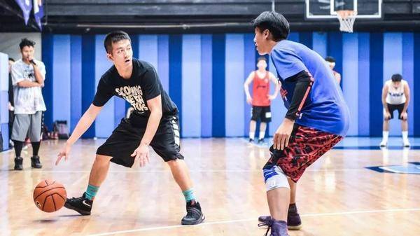 如果你知道自己打不上职业,还打不打篮球?
