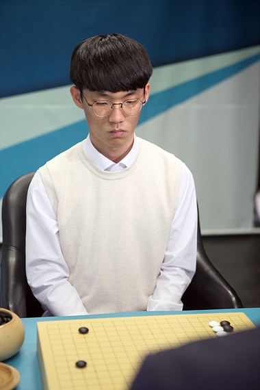 小将白贤宇