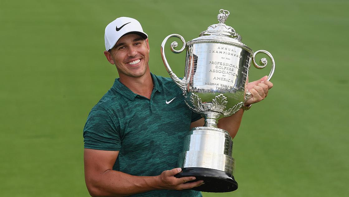 PGA锦标赛科普卡夺冠