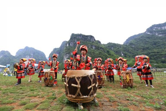 马山会鼓表演/黄羽摄