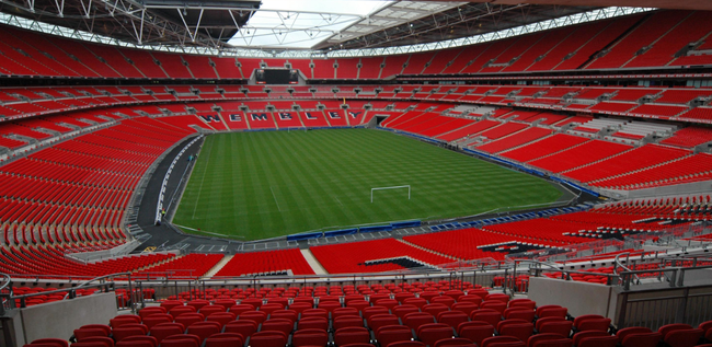 温布利球场承办本届欧洲杯的半决赛和决赛