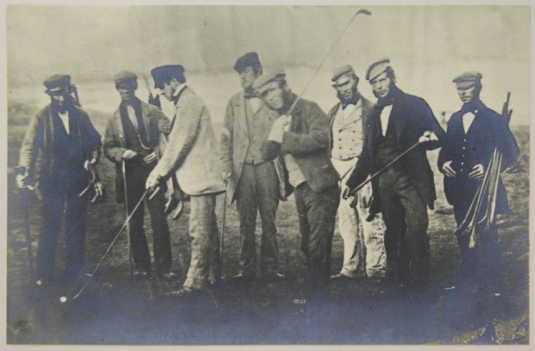 1855年罗伯特森（举杆者）和其他球手