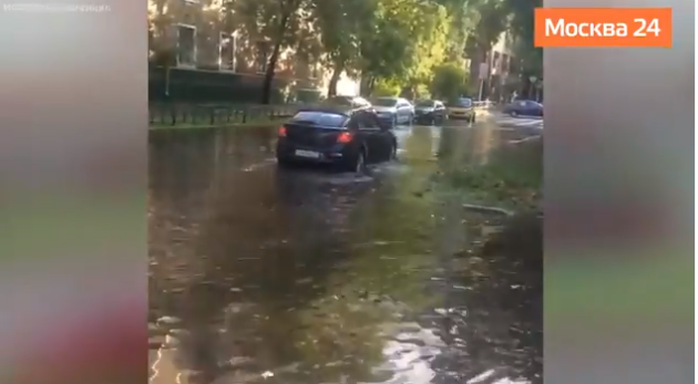 莫斯科路面积水严重