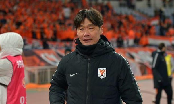李霄鹏