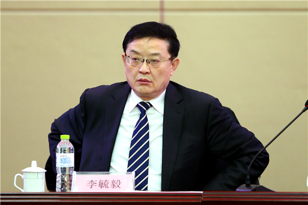 李毓毅